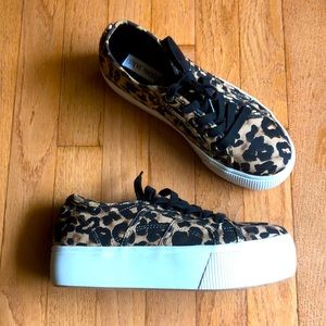 Steve Madden 8.5M Platform Sneaker EMMI Sold Out